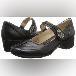Josef Seibel black leather mary‎ Jane pumps women’s size 36